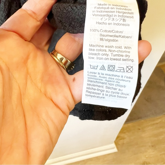 Madewell Flutter Sleeve Top in‎ Black - Picture 7 of 8